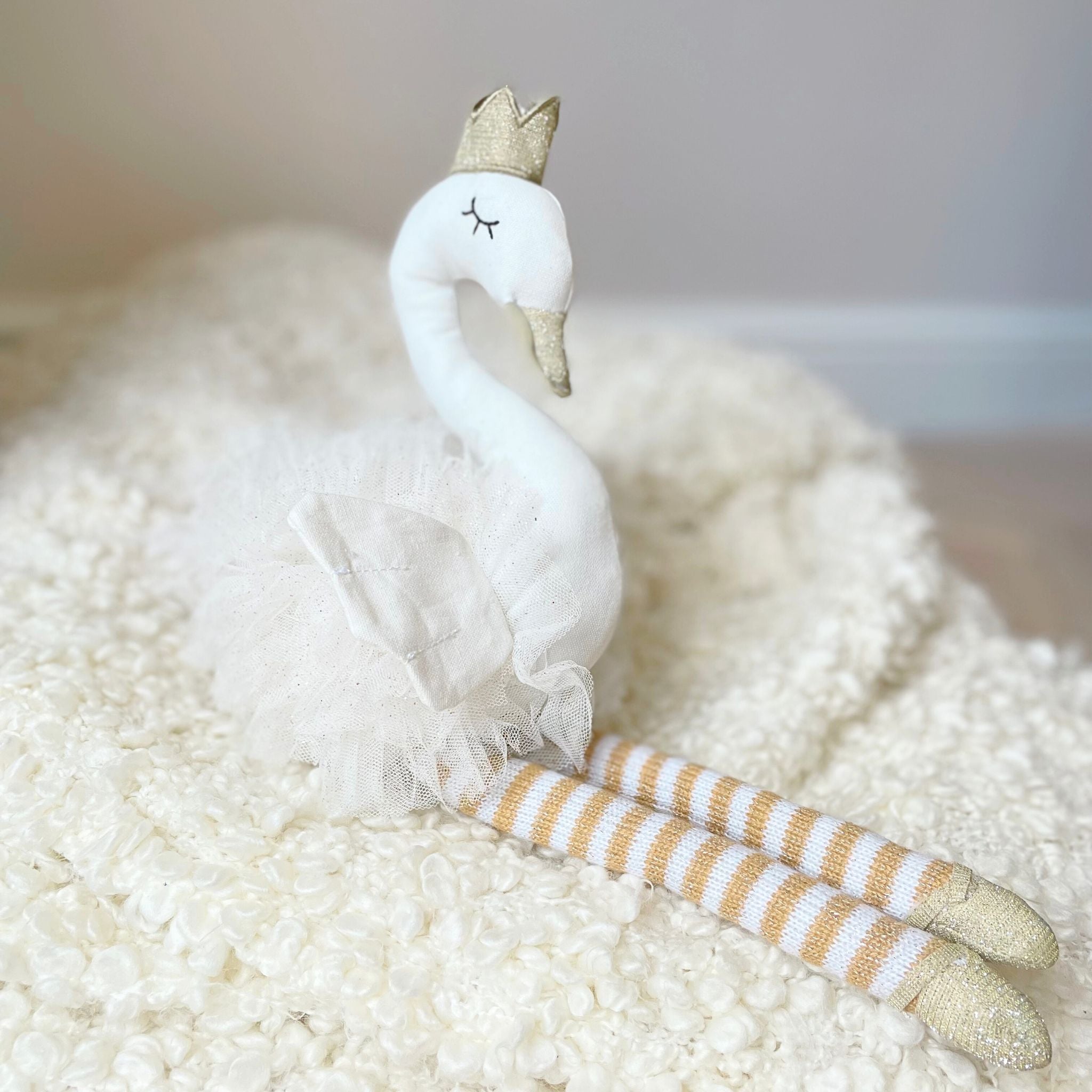 Swan soft toy deals